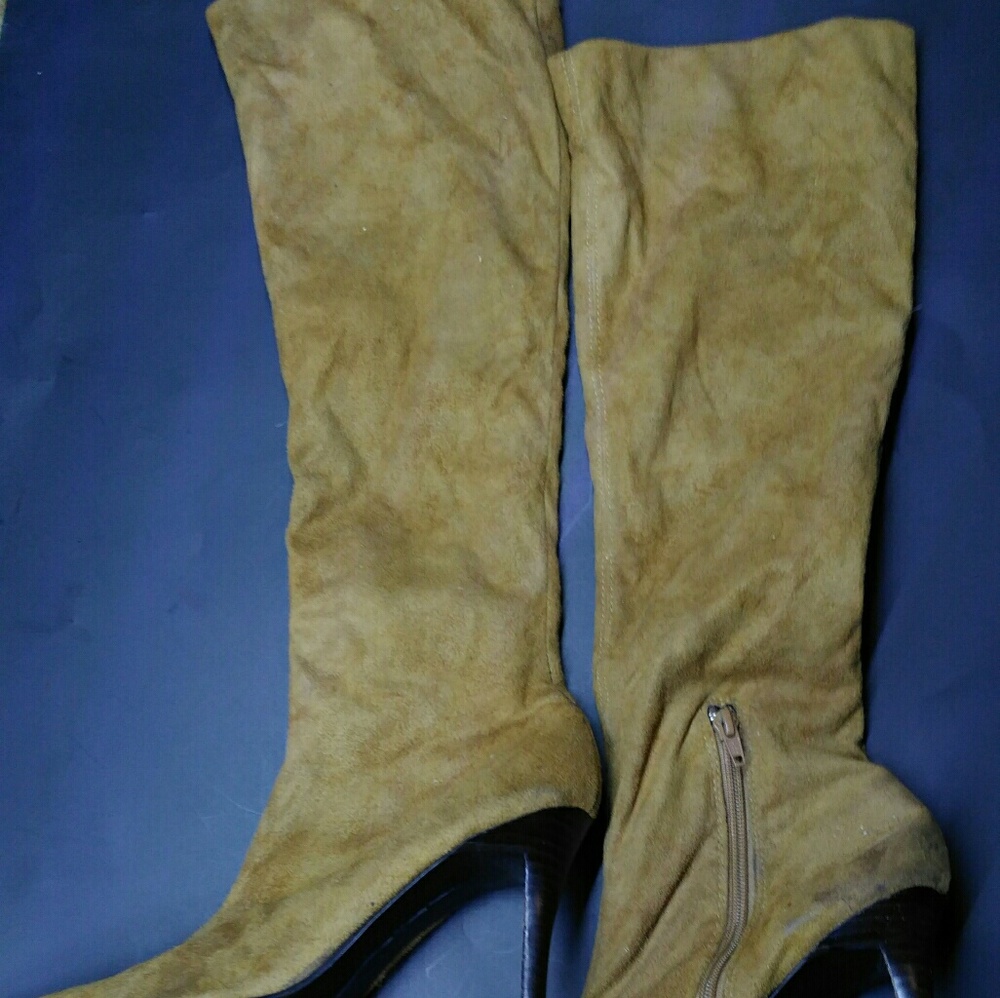 High heels - Picture 2 of 2